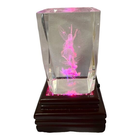 Illuminated fairy and dragonfly glass figurine - Picture 3 of 3